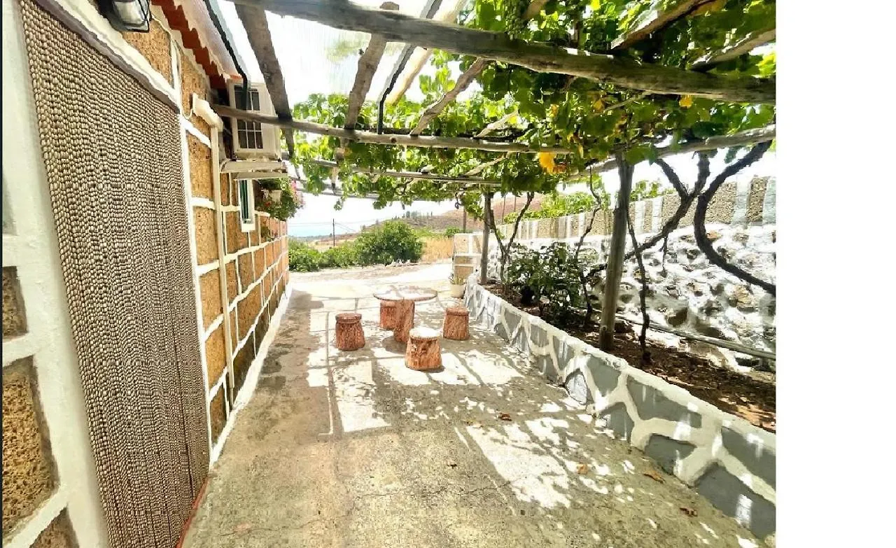 Casa Rural Finca Paraiso. Heated Pool Vilaflor Séjour à la campagne