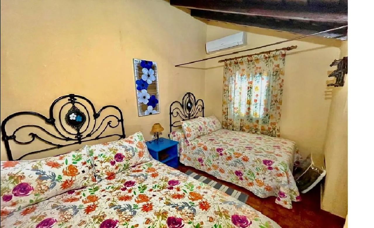 Country house Casa Rural Finca Paraiso. Heated Pool Vilaflor